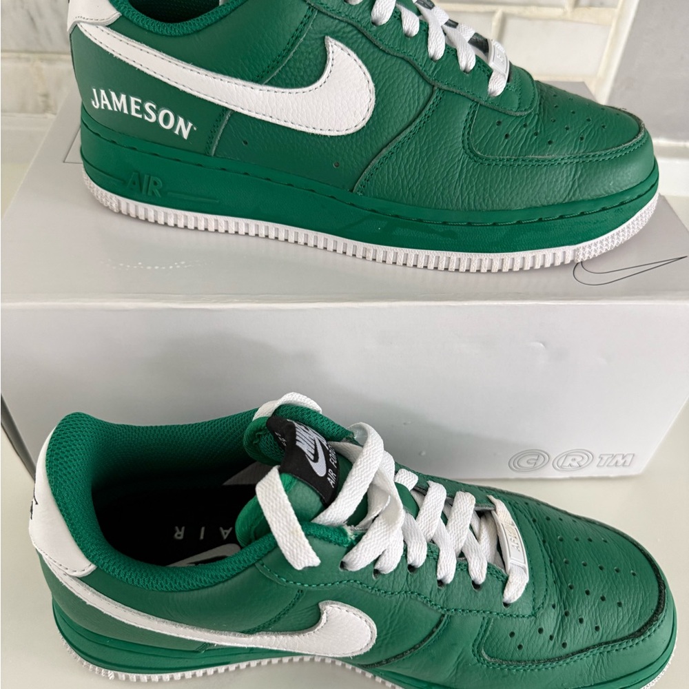 Nike Air Force 1 custom Jameson Irish Whiskey sneakers - Picture 2 of 5